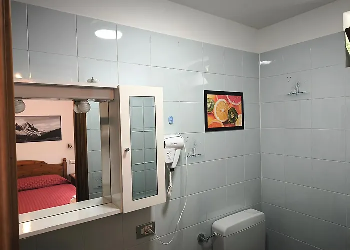 Hotel Ristorante Chez Isabel 2*